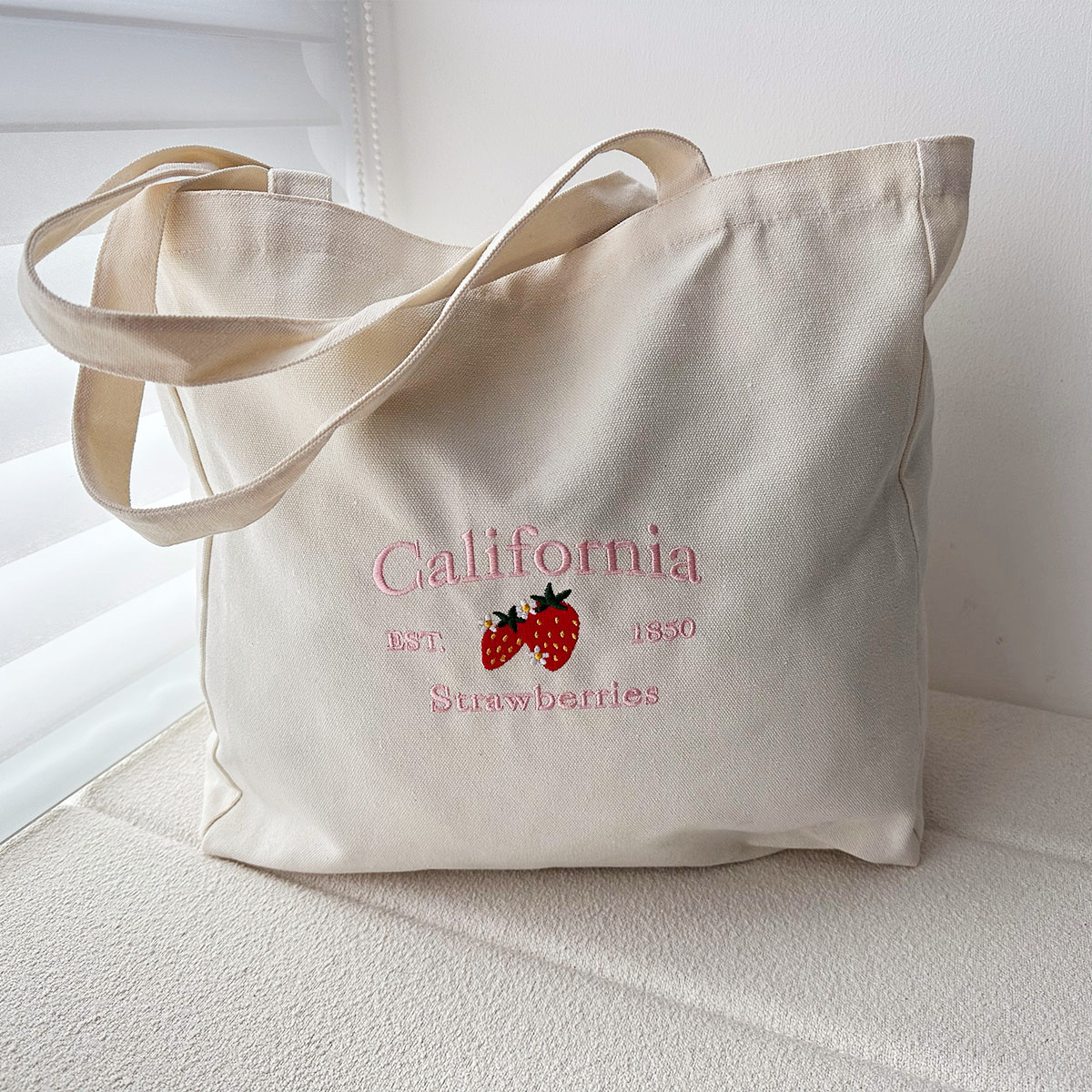 Women Bags Ck - California EST.1850 Erdbeeren Vintage Bestickt Frauen
