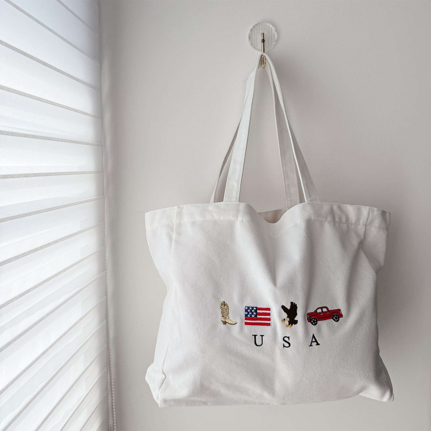 USA Ikonen gestickte weiße Lei – Women Bags Ck Bewertung und Preis