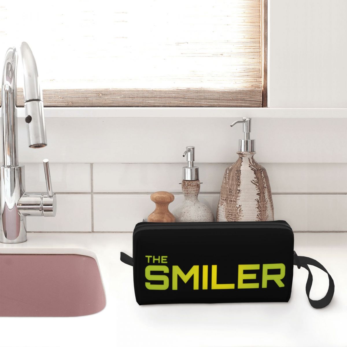 The Smiler Alton Towers Merch  – Women Bags In Uk Bewertung und Preis